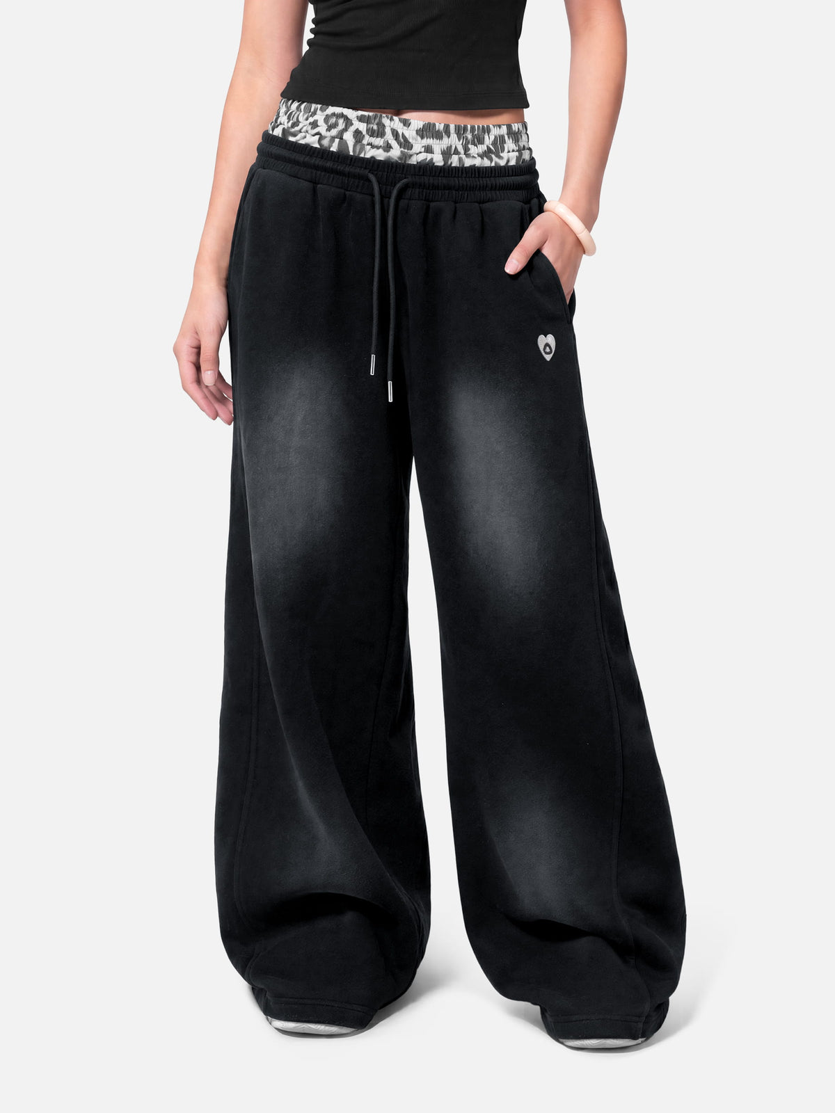 Vellora Barrel Sweatpants
